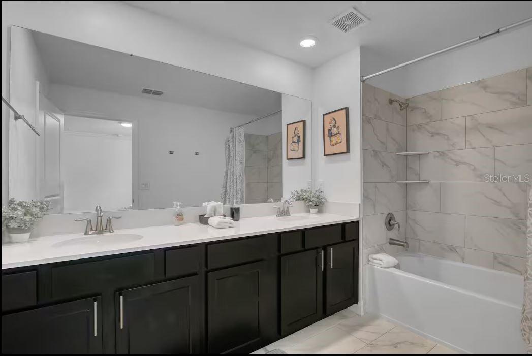 STONEYBROOK SOUTH NORTH PCL-PH - Residential Lease