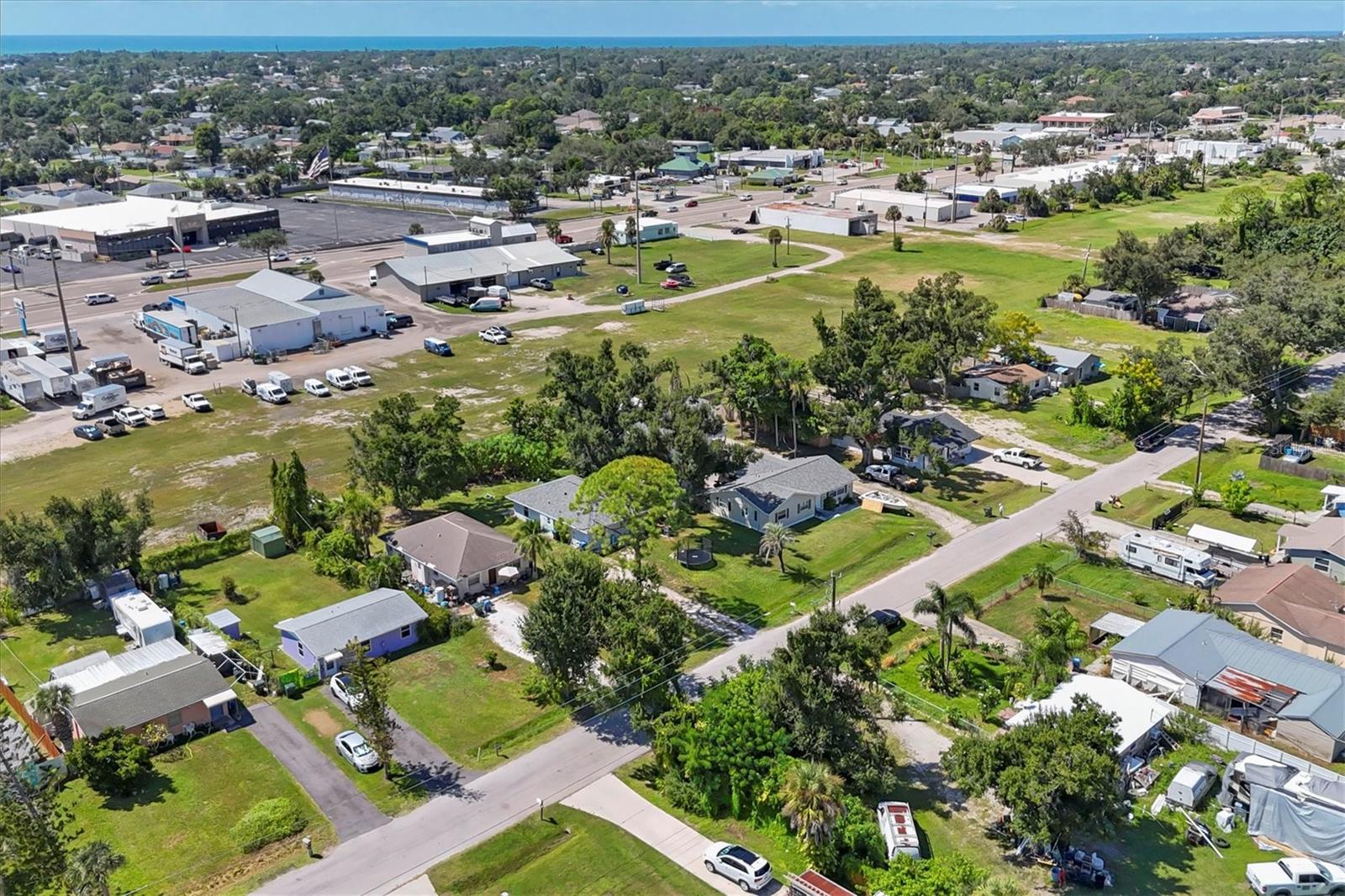 VENICE GROVES - Residential Income