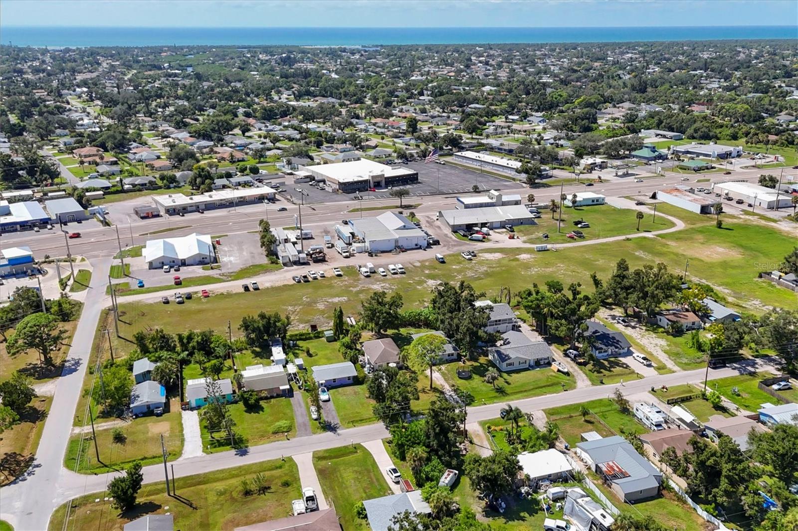 VENICE GROVES - Residential Income