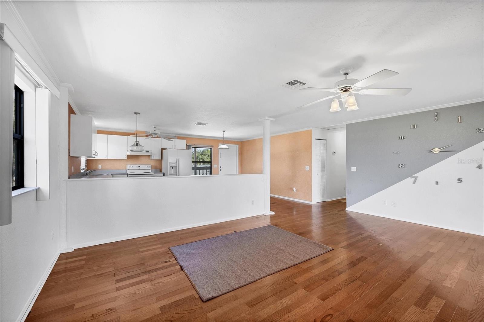 VENICE GROVES - Residential Income
