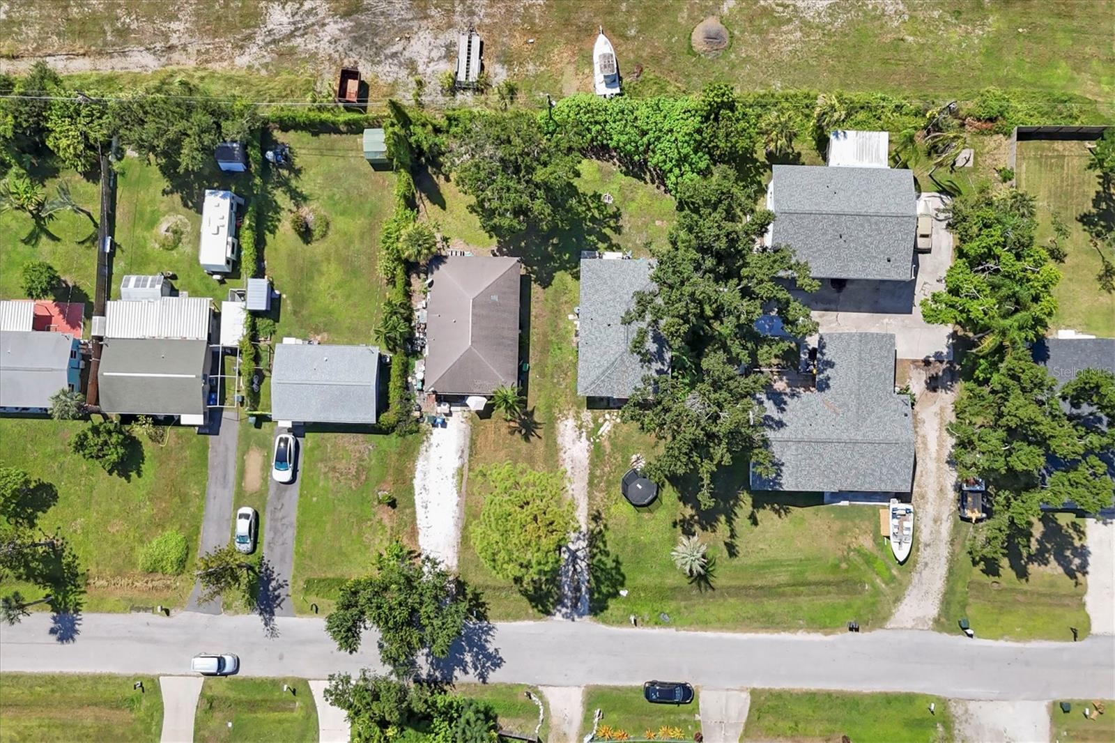 VENICE GROVES - Residential Income