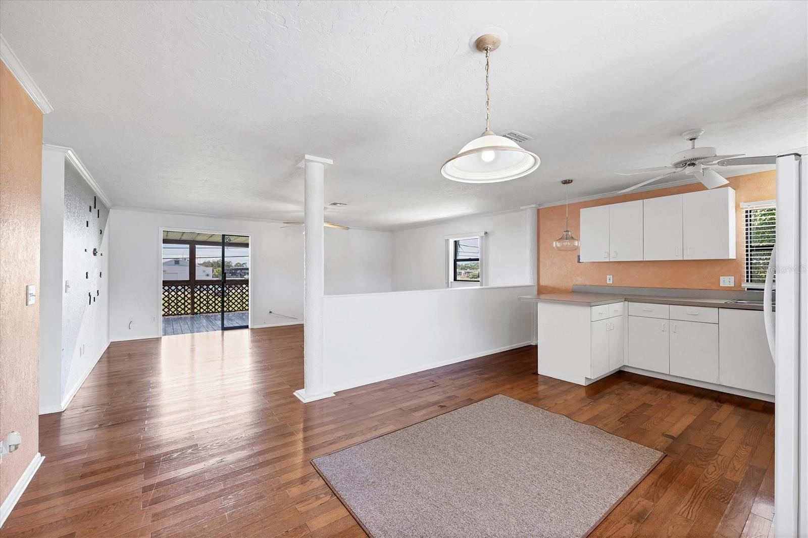 VENICE GROVES - Residential Income