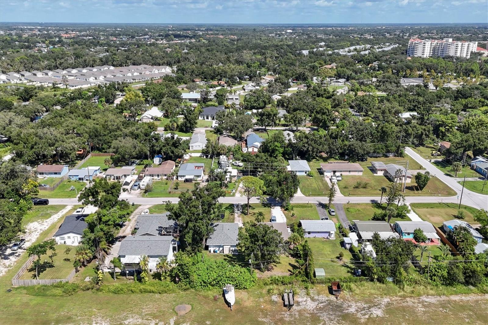 VENICE GROVES - Residential Income