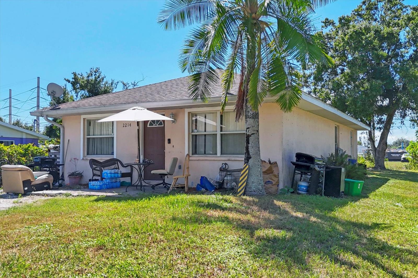 VENICE GROVES - Residential Income