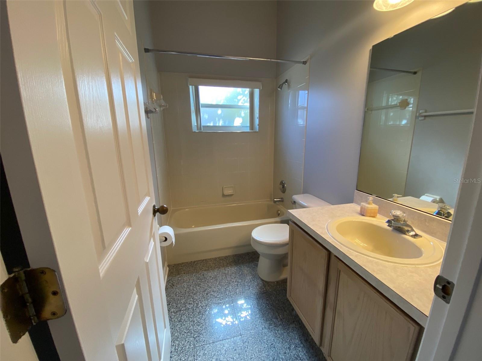 WATERFORD CHASE VILLAGE TR B & - Residential Lease