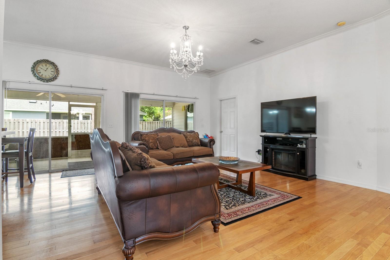 MENTONE CLUSTER - Residential