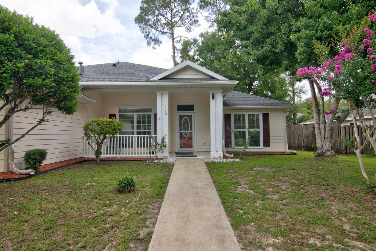 MENTONE CLUSTER - Residential