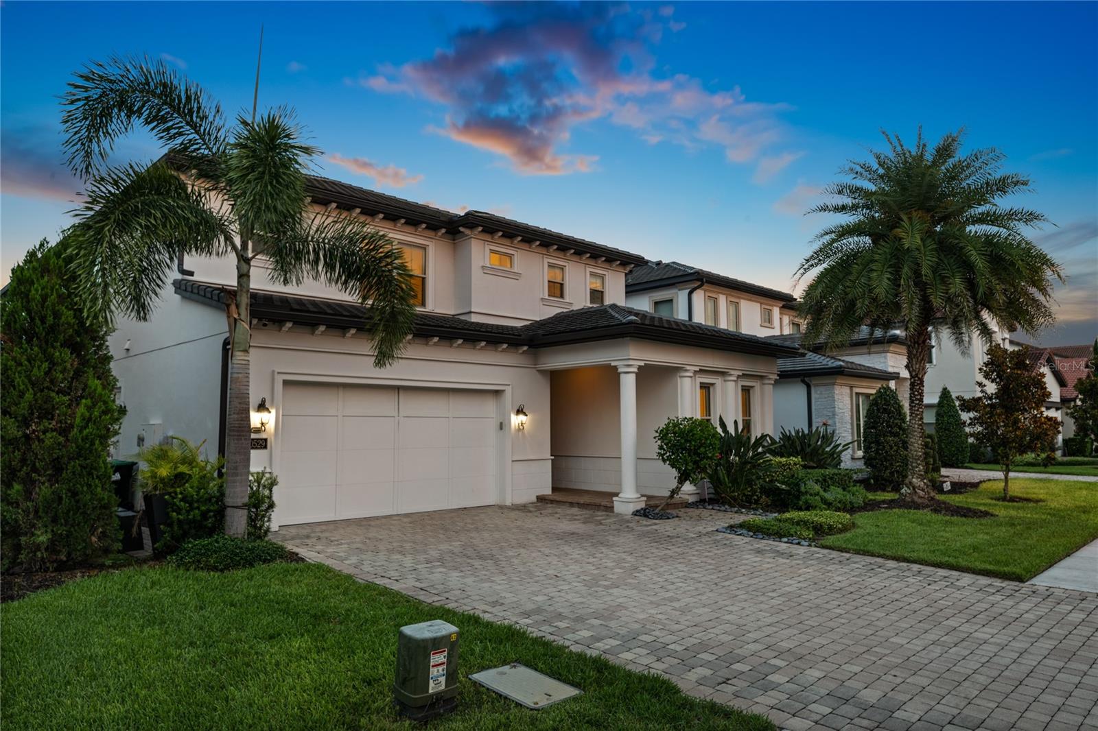 10529 ROYAL CYPRESS WAY