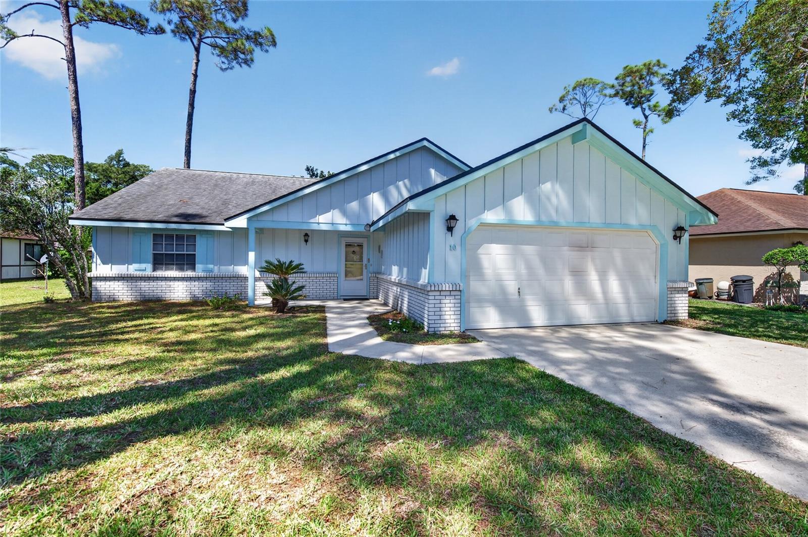 10 WEDGEWOOD LANE