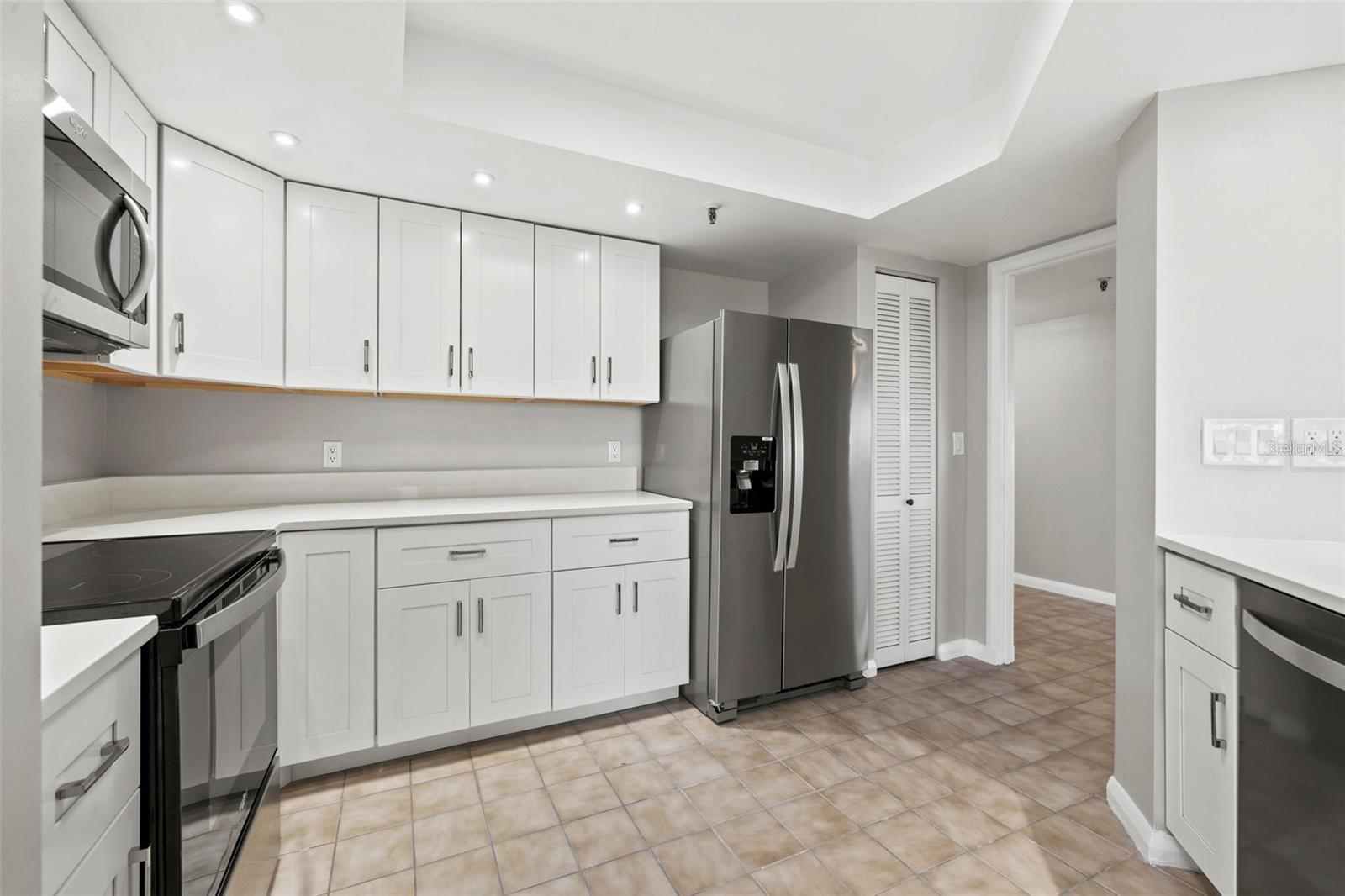 PELICAN BAY YACHT CLUB CONDO BLDG A - Residential Lease