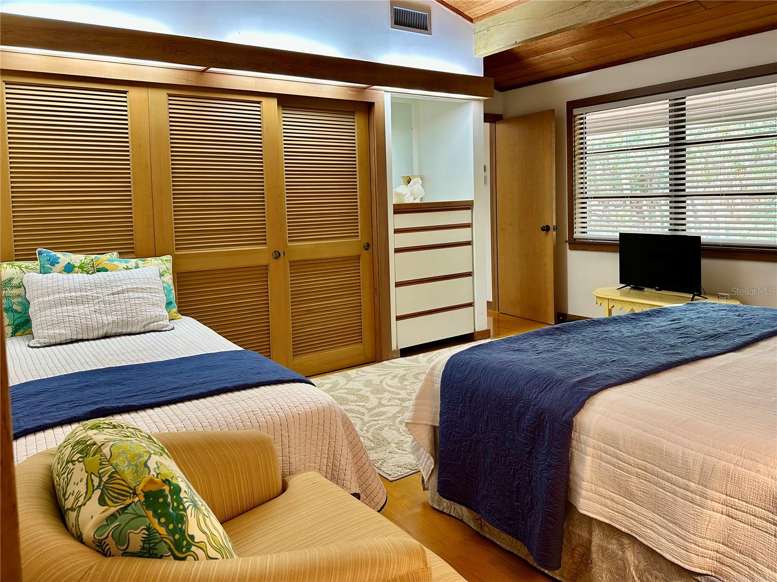 MANASOTA KEY - Residential