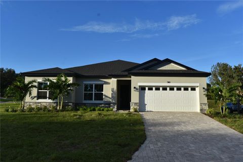 A home in EUSTIS