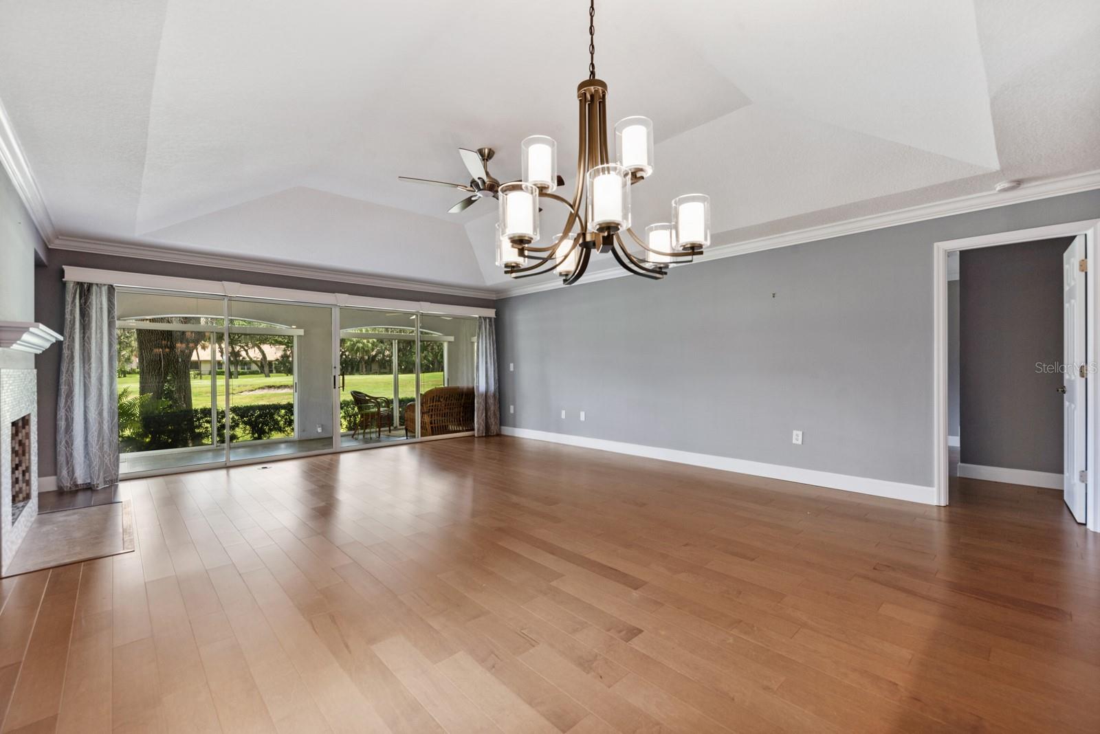 THE MEADOWS - Residential Lease