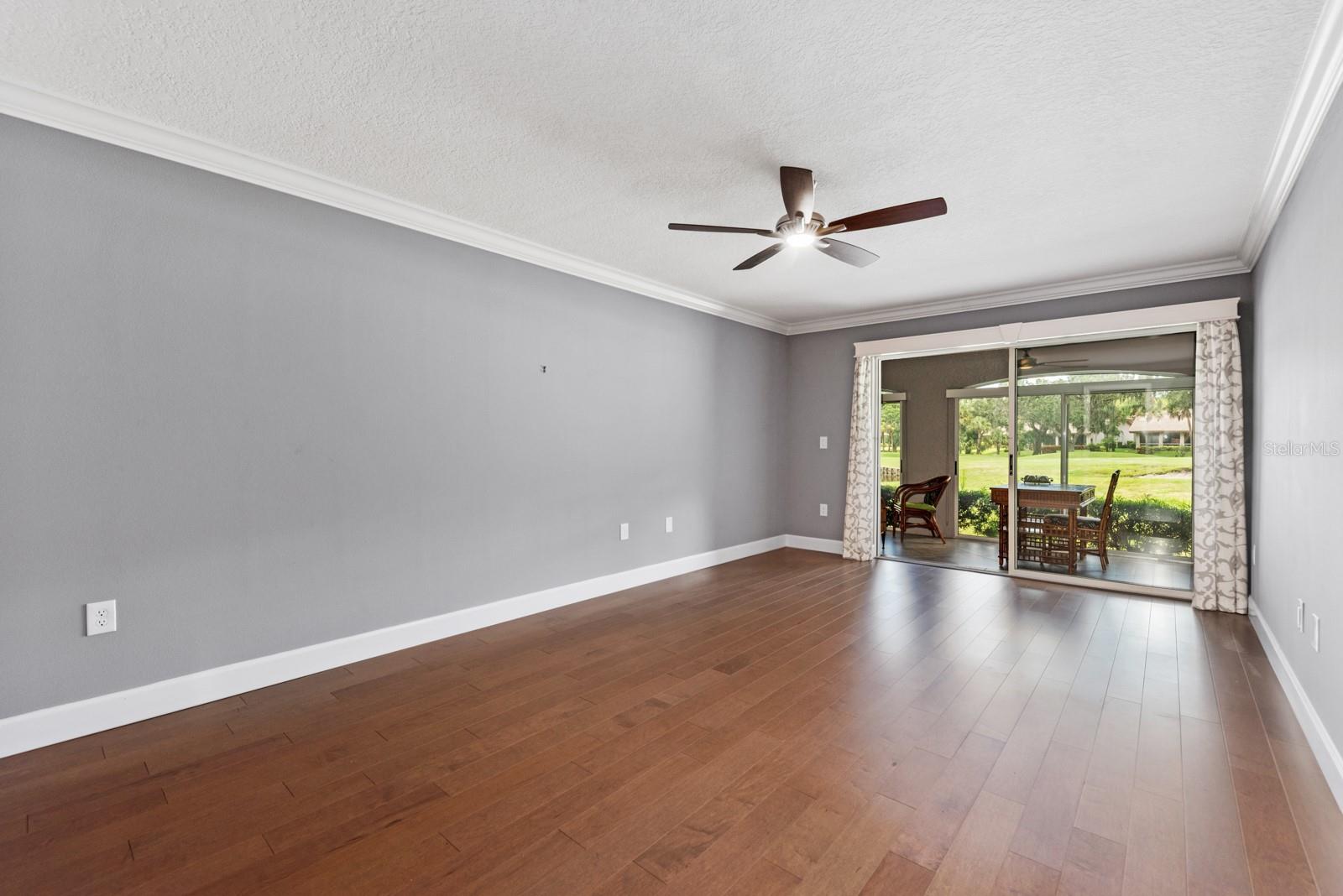 THE MEADOWS - Residential Lease