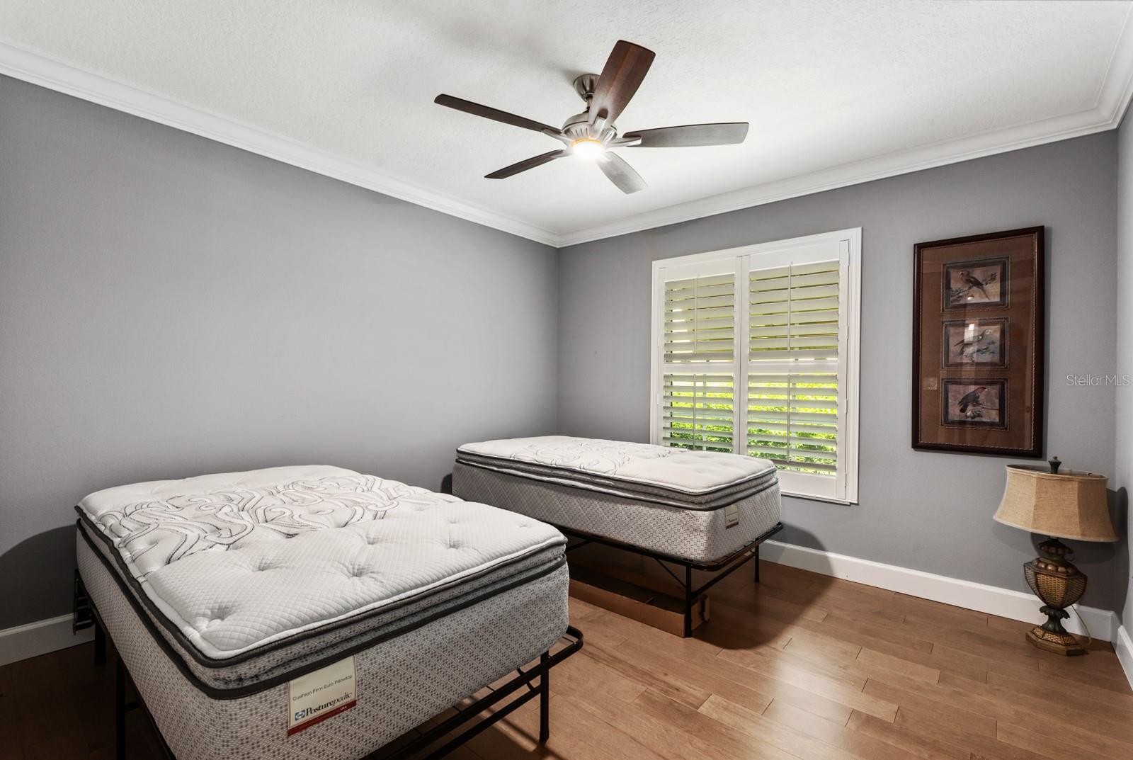 THE MEADOWS - Residential Lease