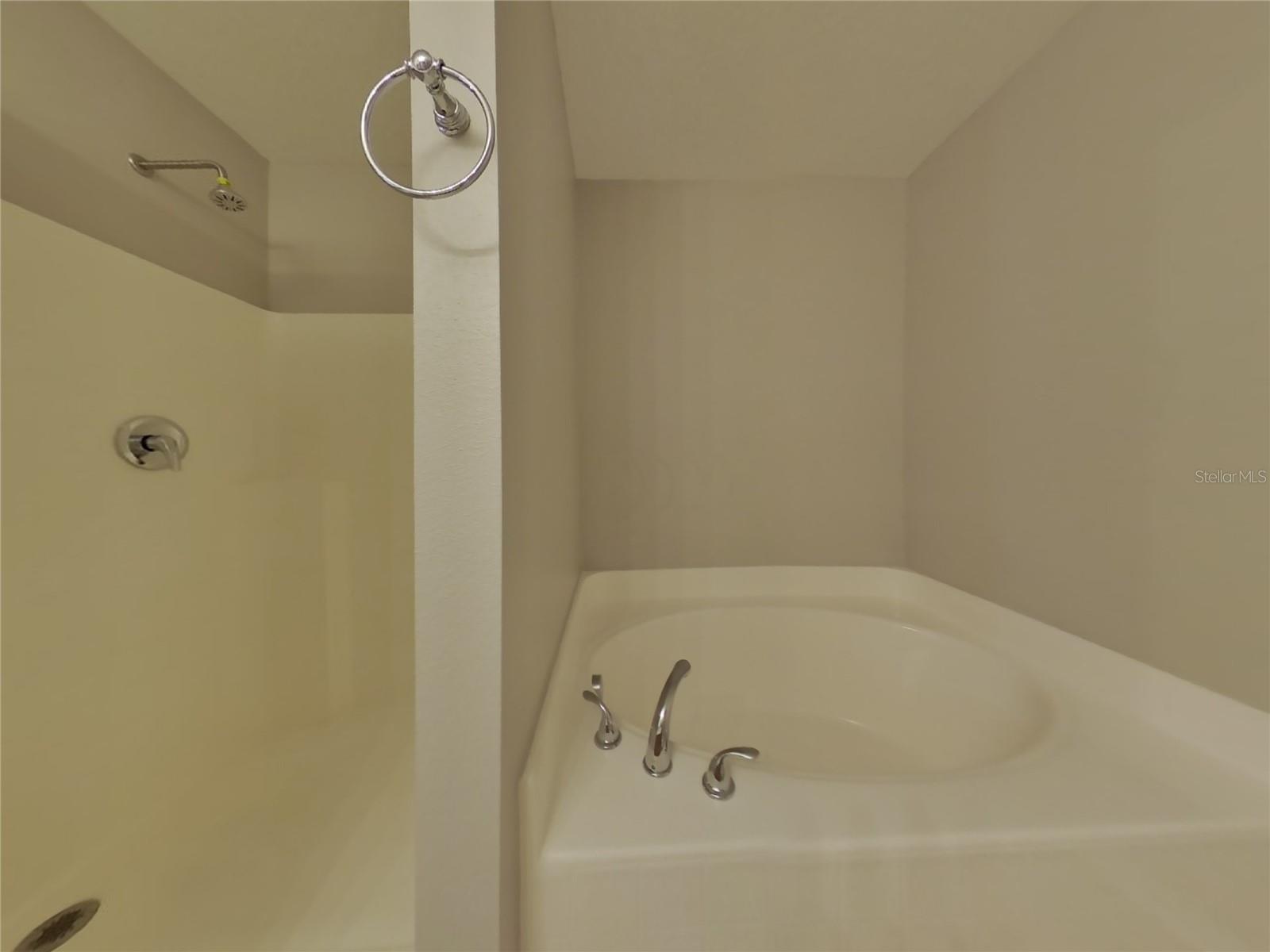 GILLETTE GROVE - Residential Lease