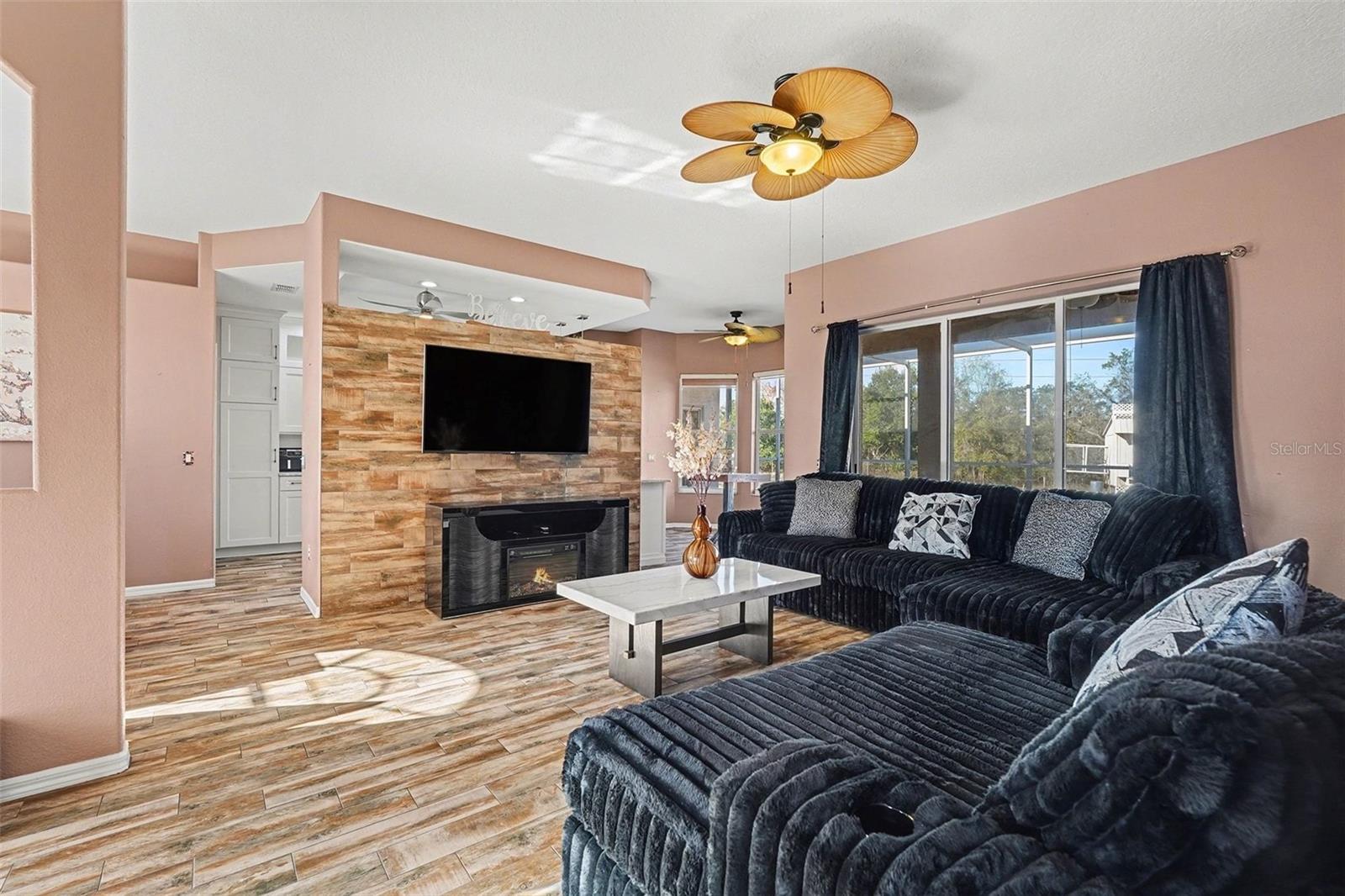 HIGHLANDS UN 10 - Residential