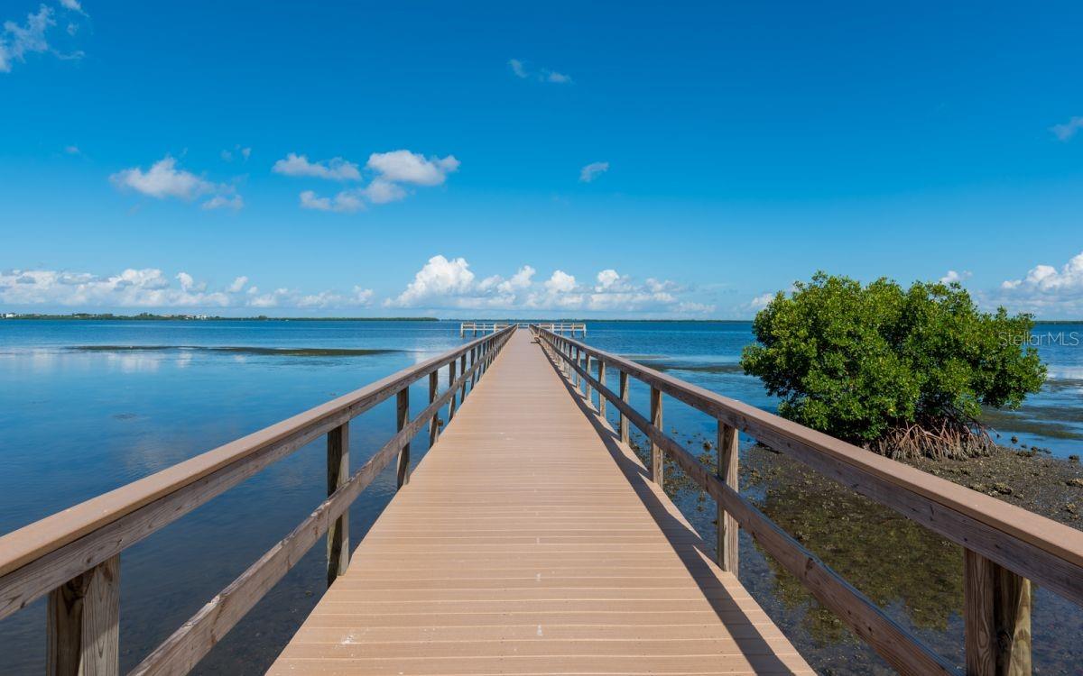 FAIRWAY PALMS - Residential