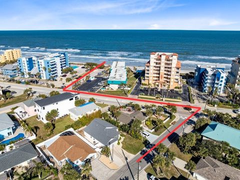 A home in NEW SMYRNA BEACH