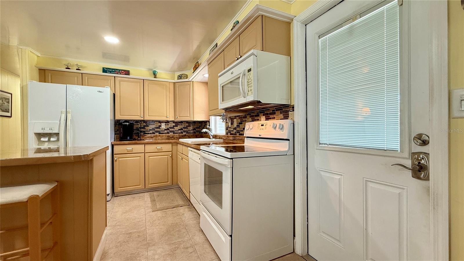 HARBOR COVE - Residential Lease