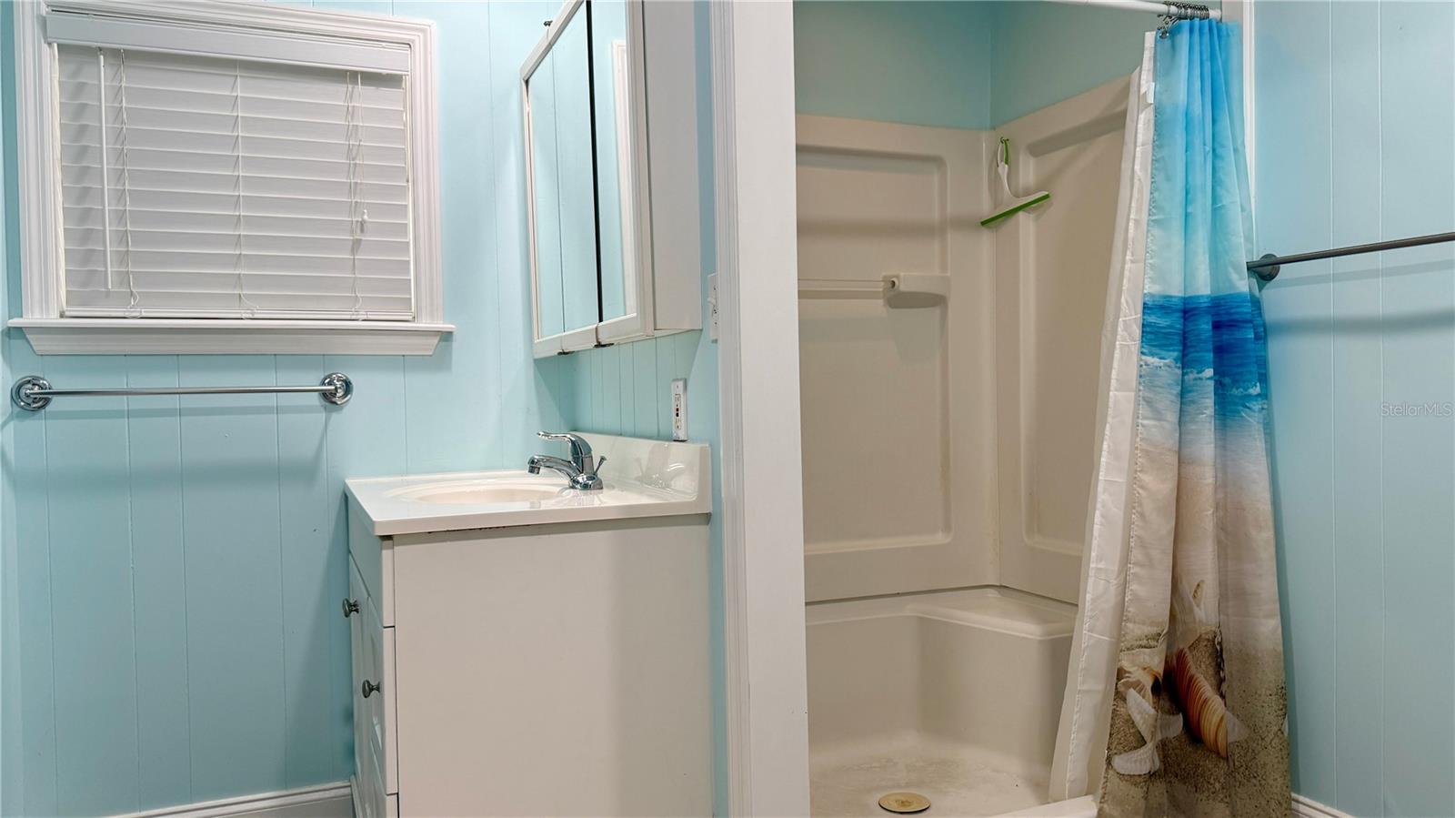 HARBOR COVE - Residential Lease