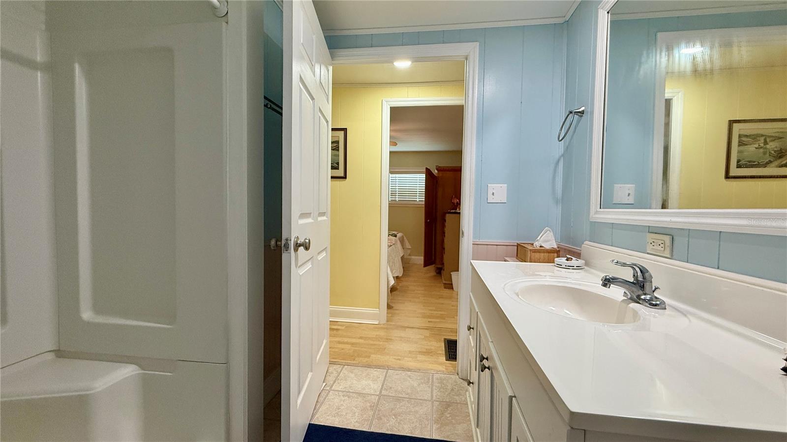 HARBOR COVE - Residential Lease