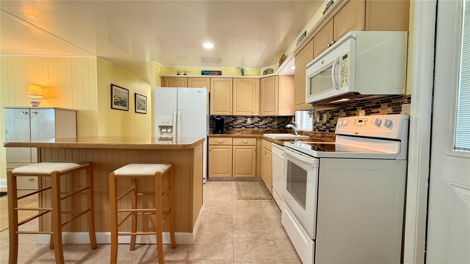 HARBOR COVE - Residential Lease