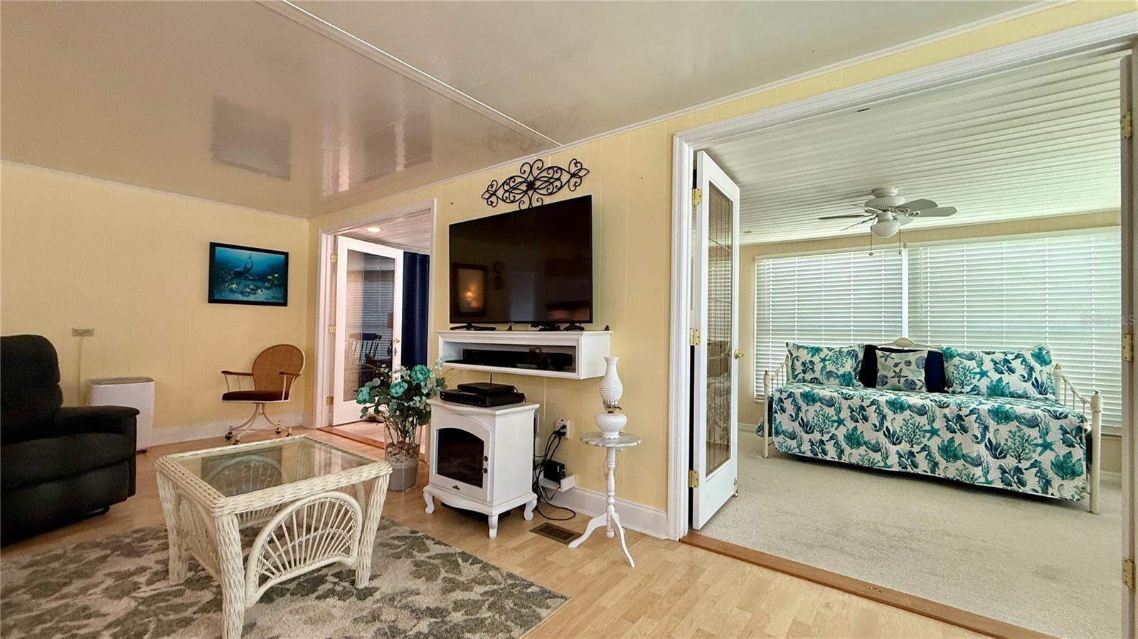 HARBOR COVE - Residential Lease