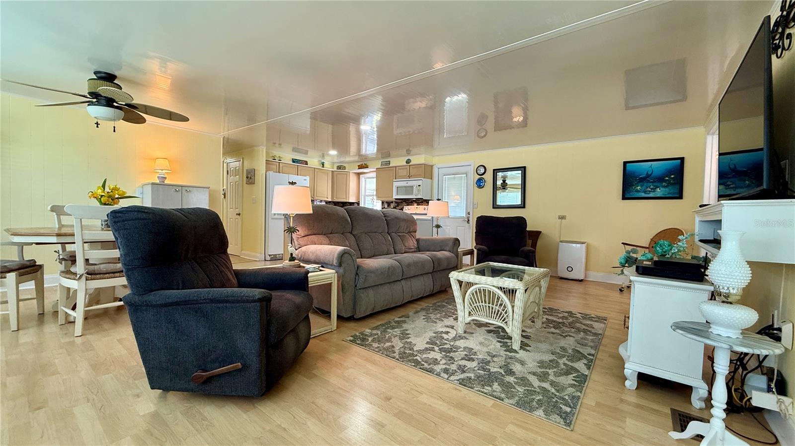 HARBOR COVE - Residential Lease