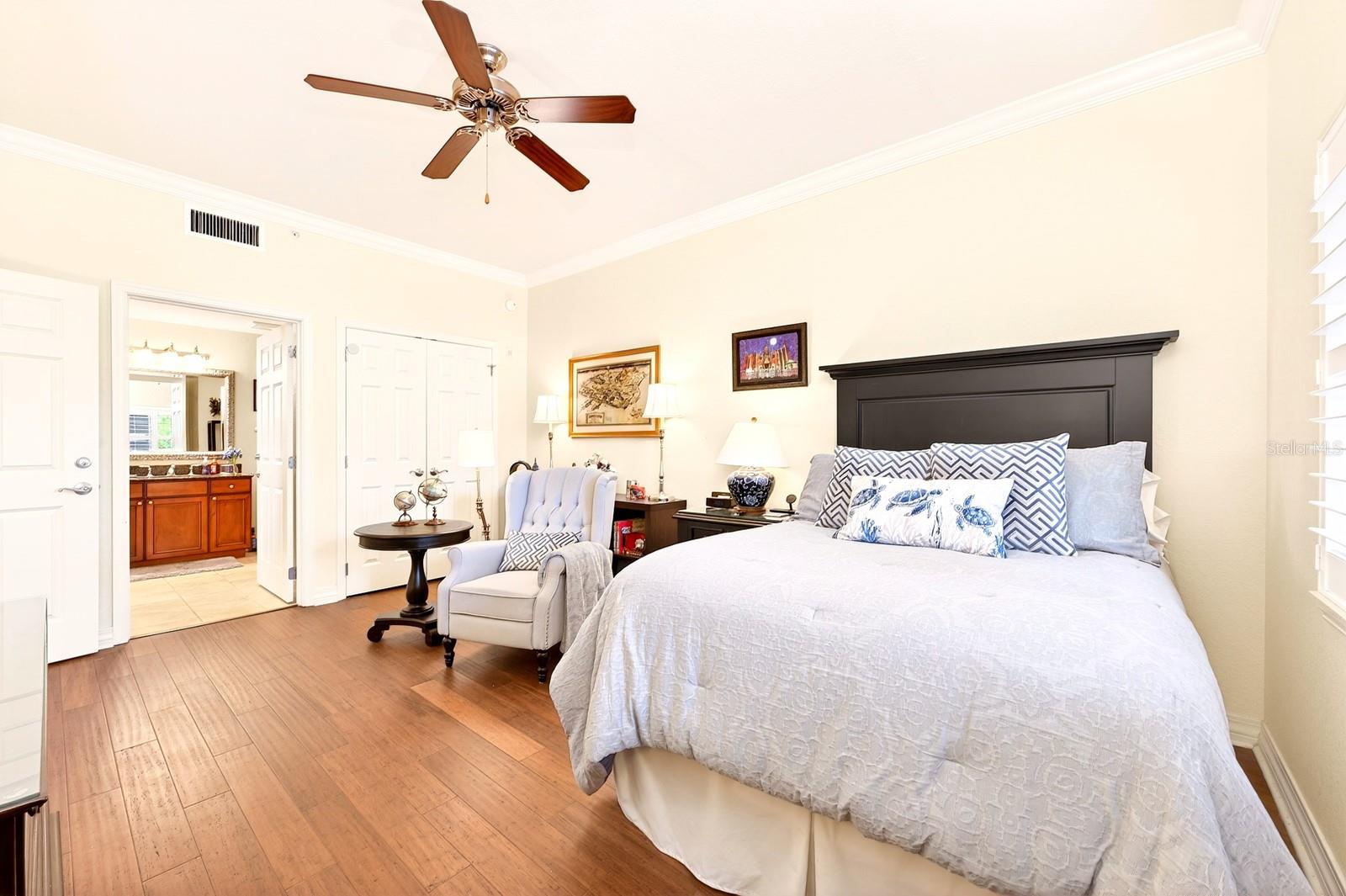 VILLAS AT REUNION SQUARE CONDO PH 2 - Residential