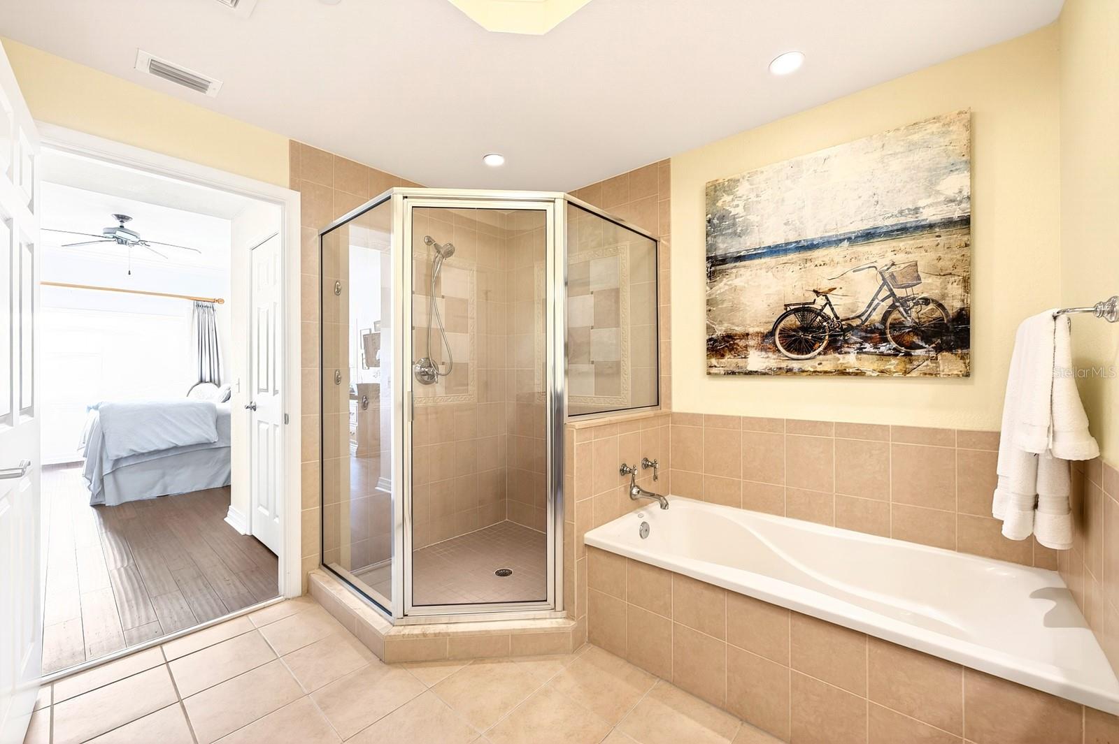 VILLAS AT REUNION SQUARE CONDO PH 2 - Residential