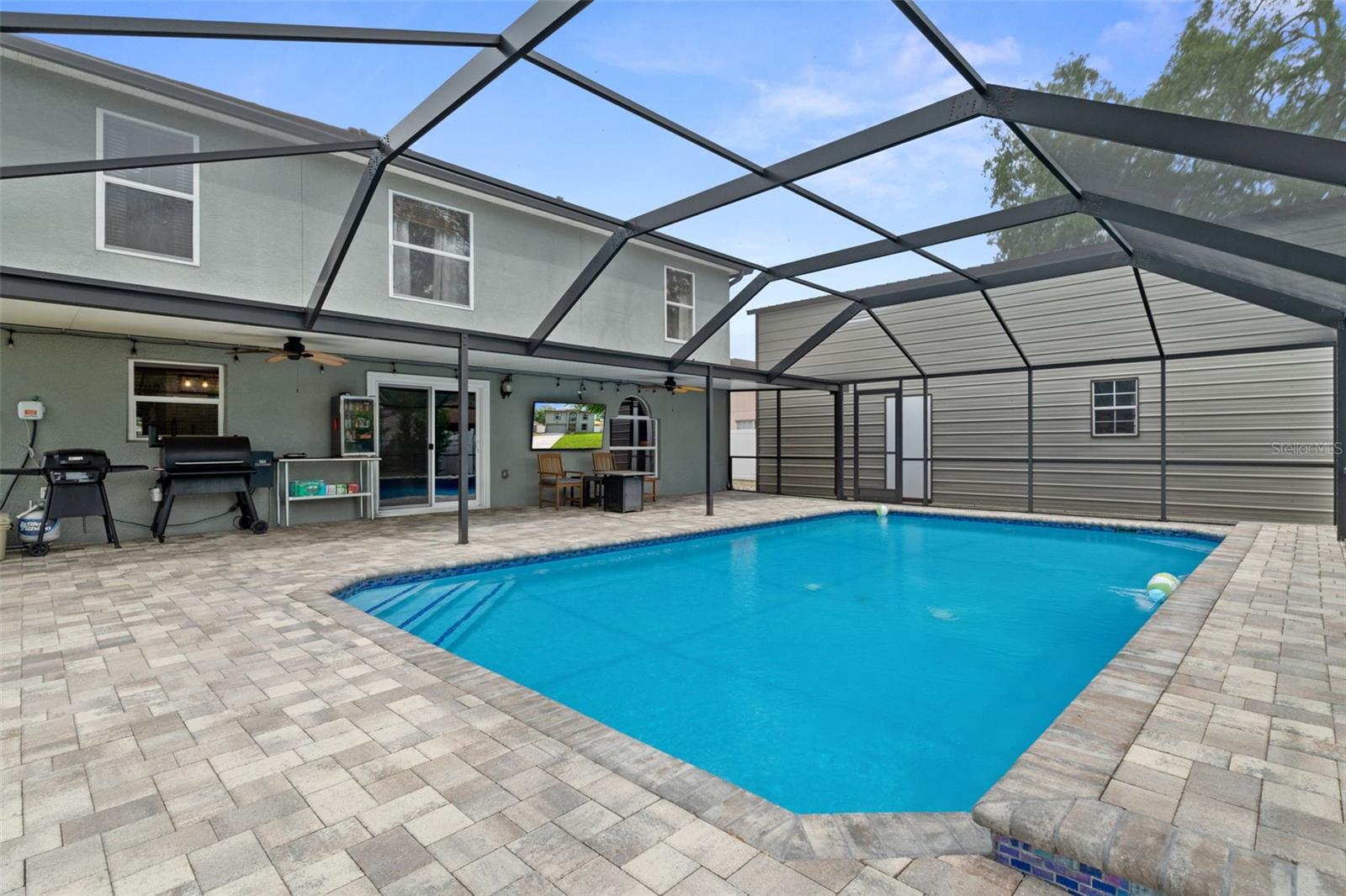 SPRING HILL - Residential