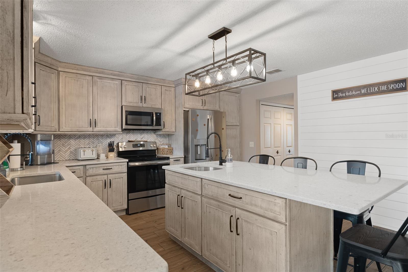 SPRING HILL - Residential