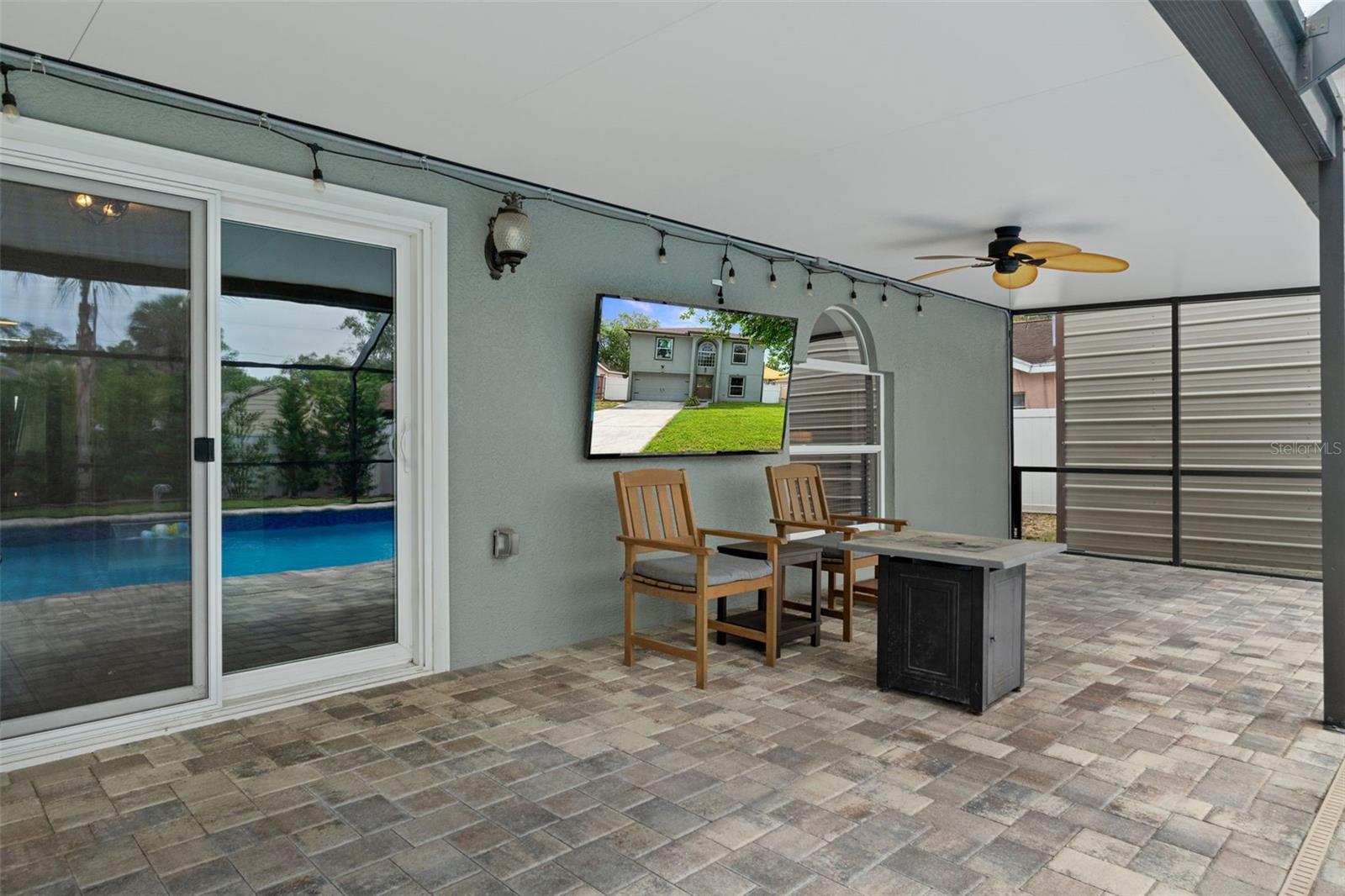 SPRING HILL - Residential