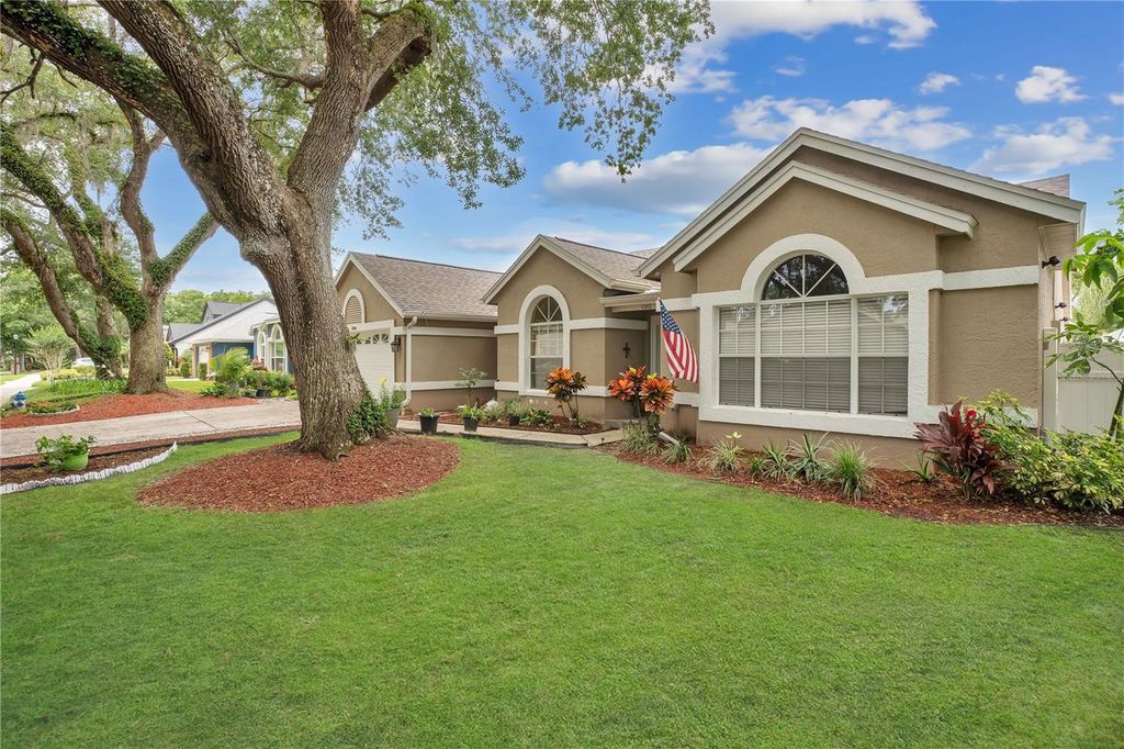 Photo of 1040 Big Oaks Boulevard, Oviedo, FL 32765 (MLS # O6307449)