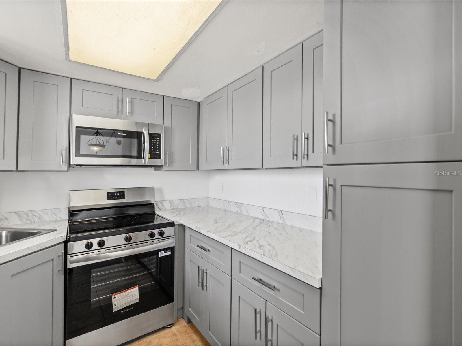 HARBOR VILLAS CONDO PH 01 - Residential