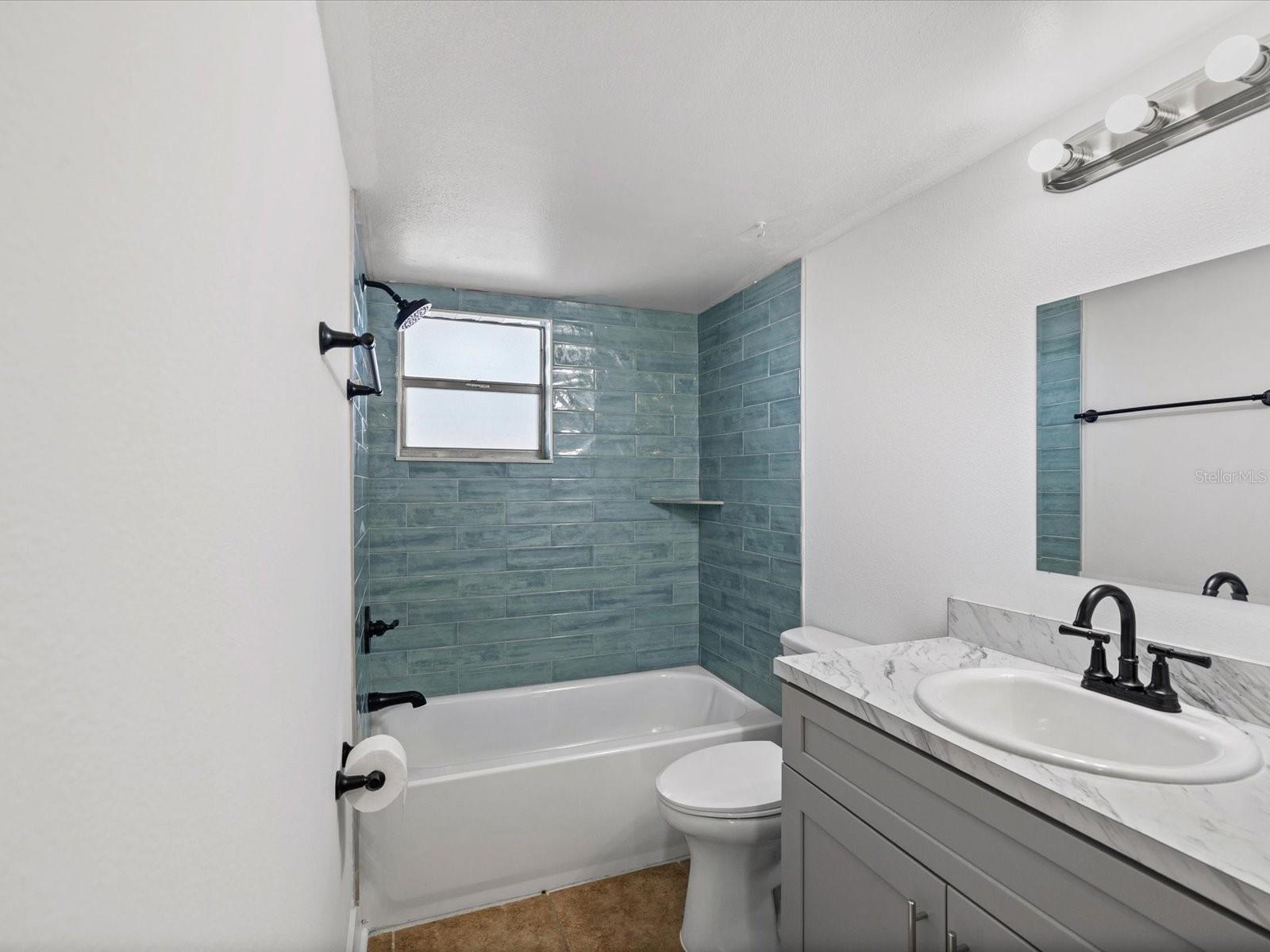 HARBOR VILLAS CONDO PH 01 - Residential