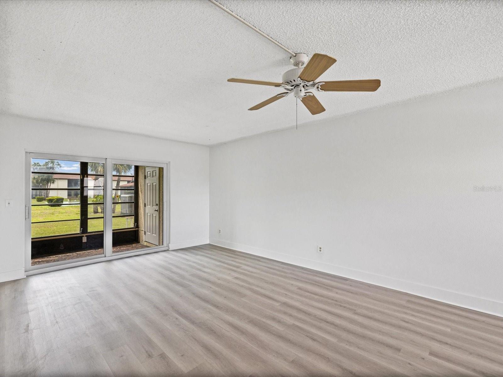 HARBOR VILLAS CONDO PH 01 - Residential