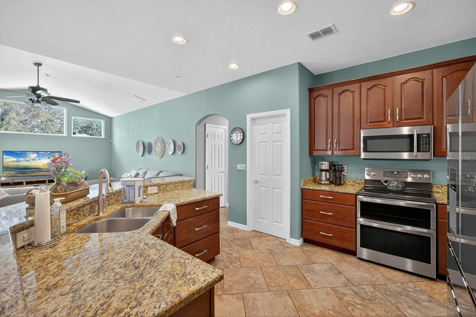 CROSS-TIE RANCH PH 02 TR A - Residential