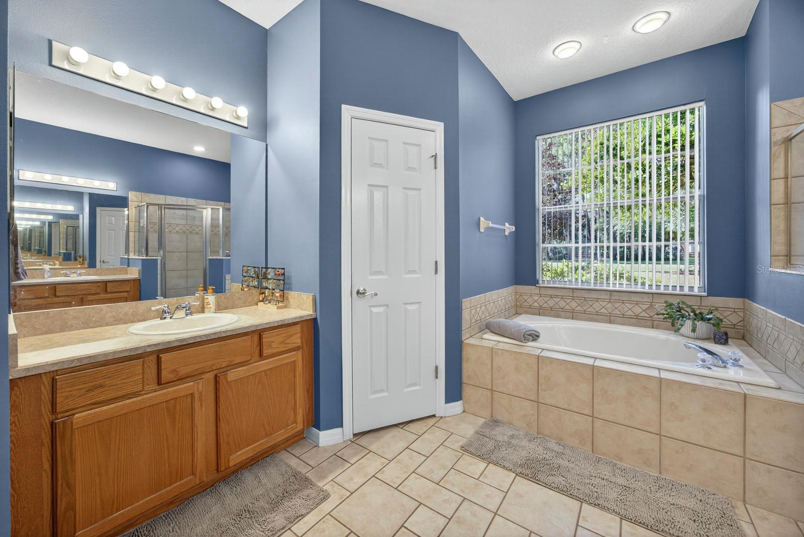 CROSS-TIE RANCH PH 02 TR A - Residential