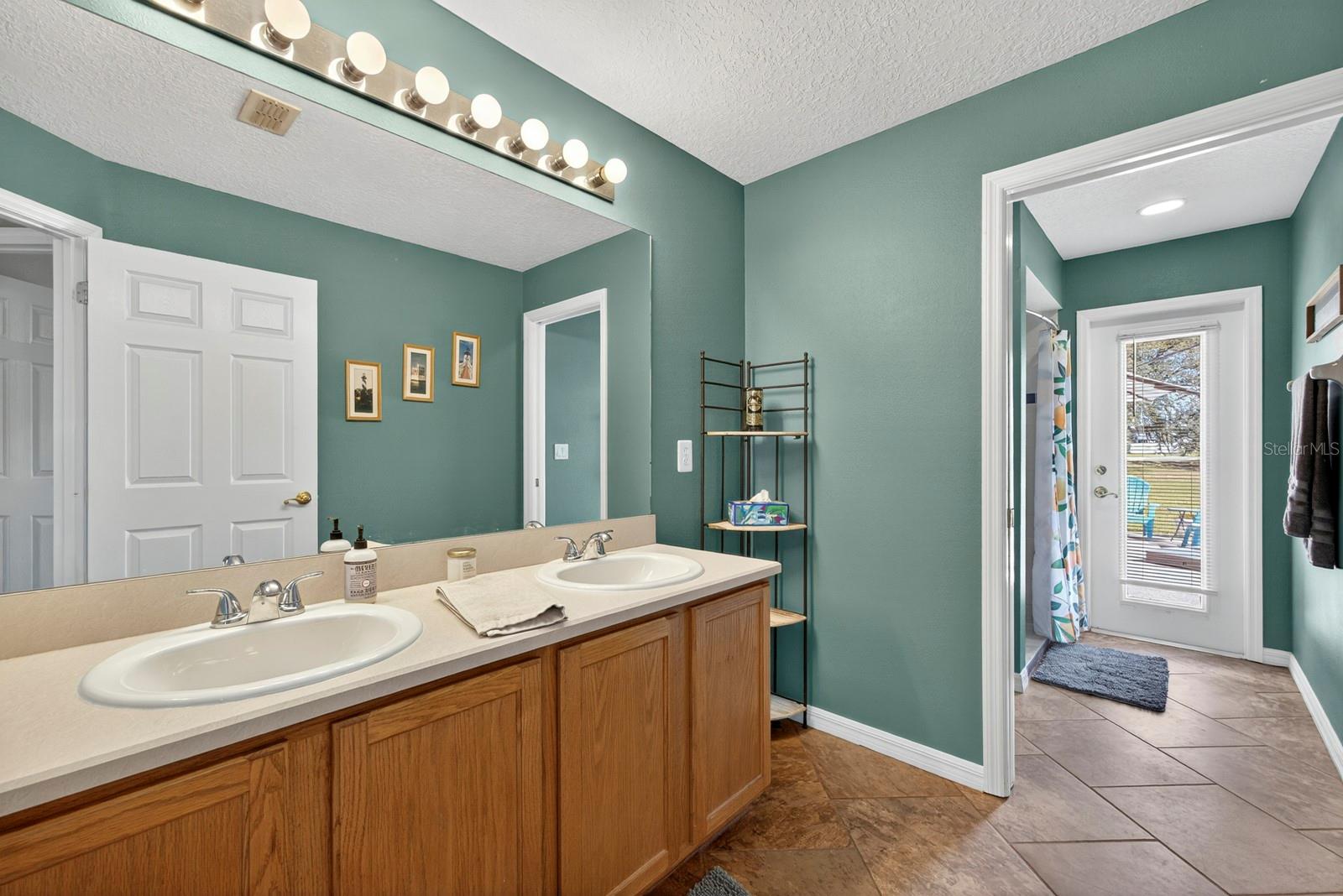 CROSS-TIE RANCH PH 02 TR A - Residential