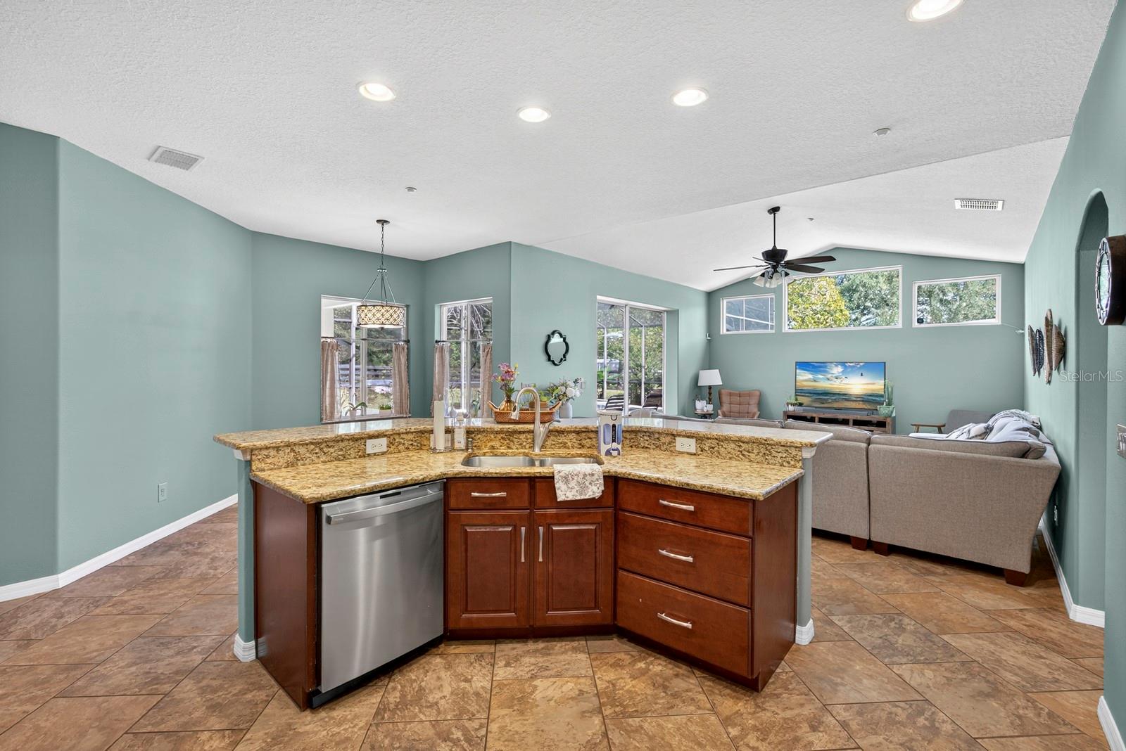 CROSS-TIE RANCH PH 02 TR A - Residential