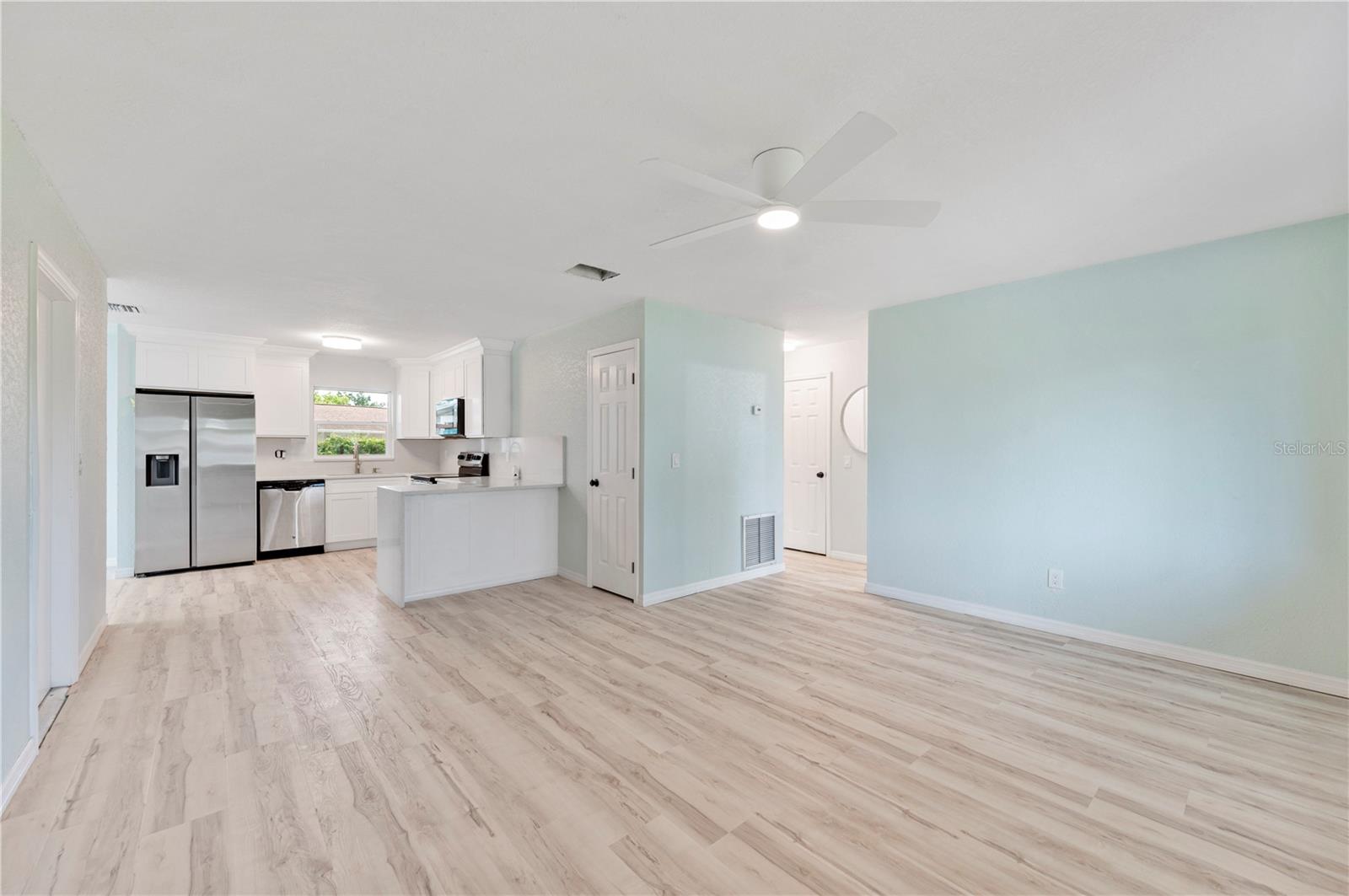 208 66TH STREET COURT E
