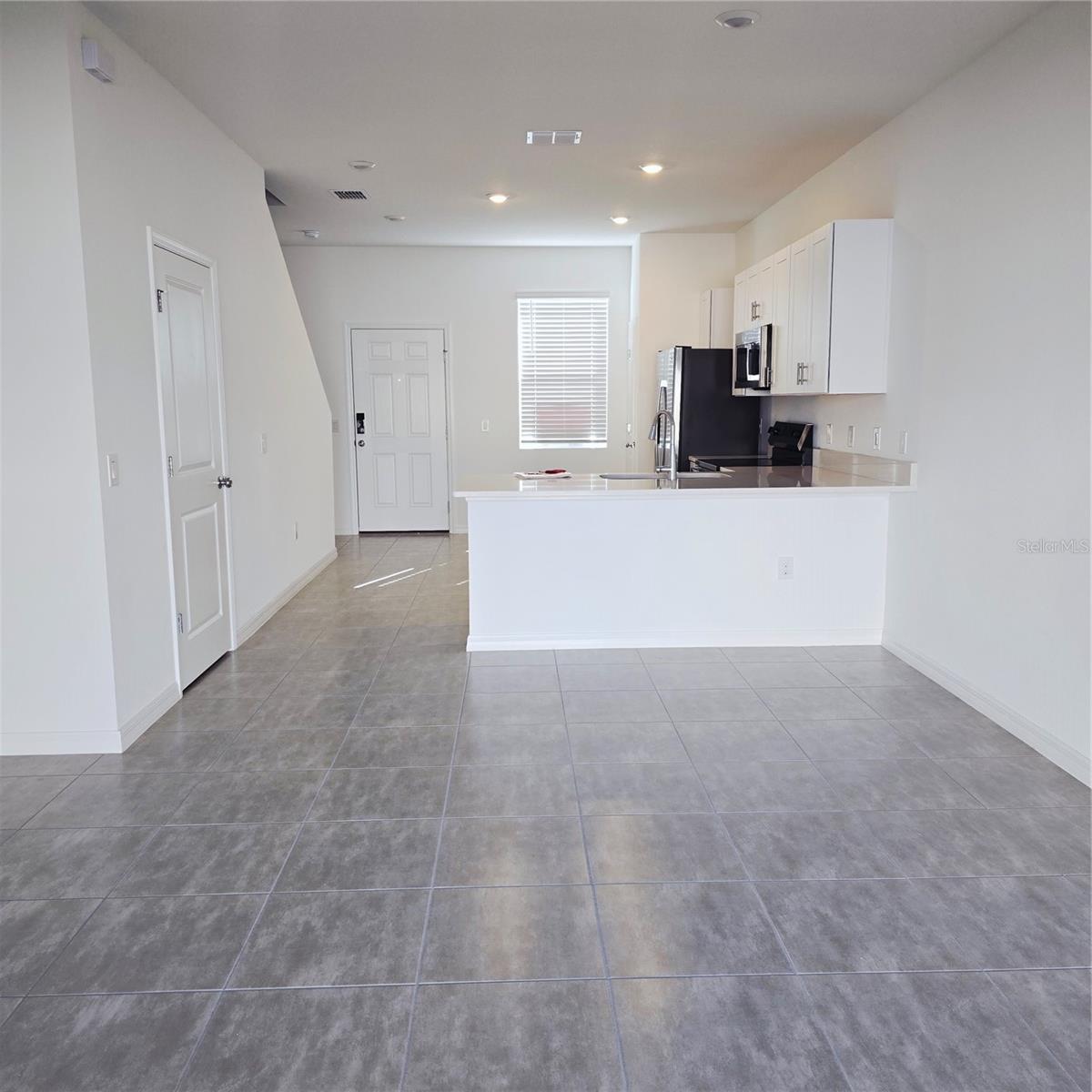 WESTVIEW PH 3 POD - Residential Lease