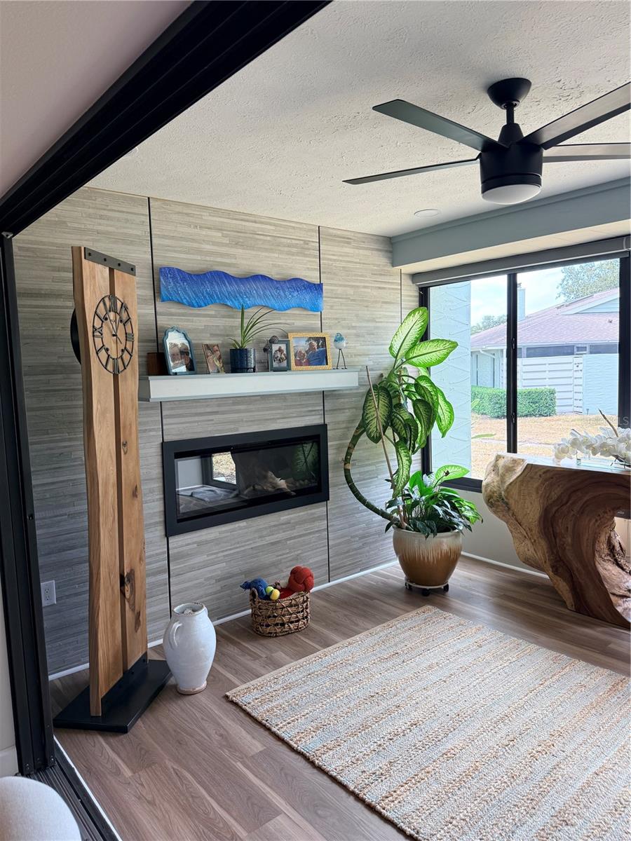 CENTER GATE ESTATE VILL 3 - Residential