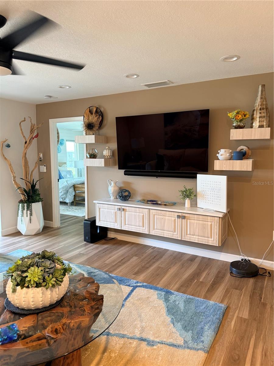 4535 ATWOOD CAY CIRCLE 33