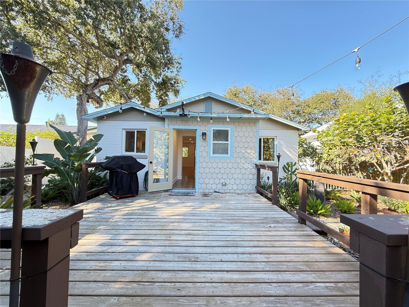 COOPER - Residential