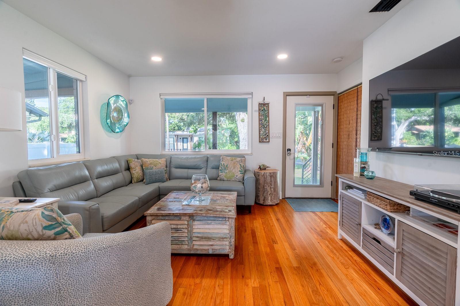 COOPER - Residential