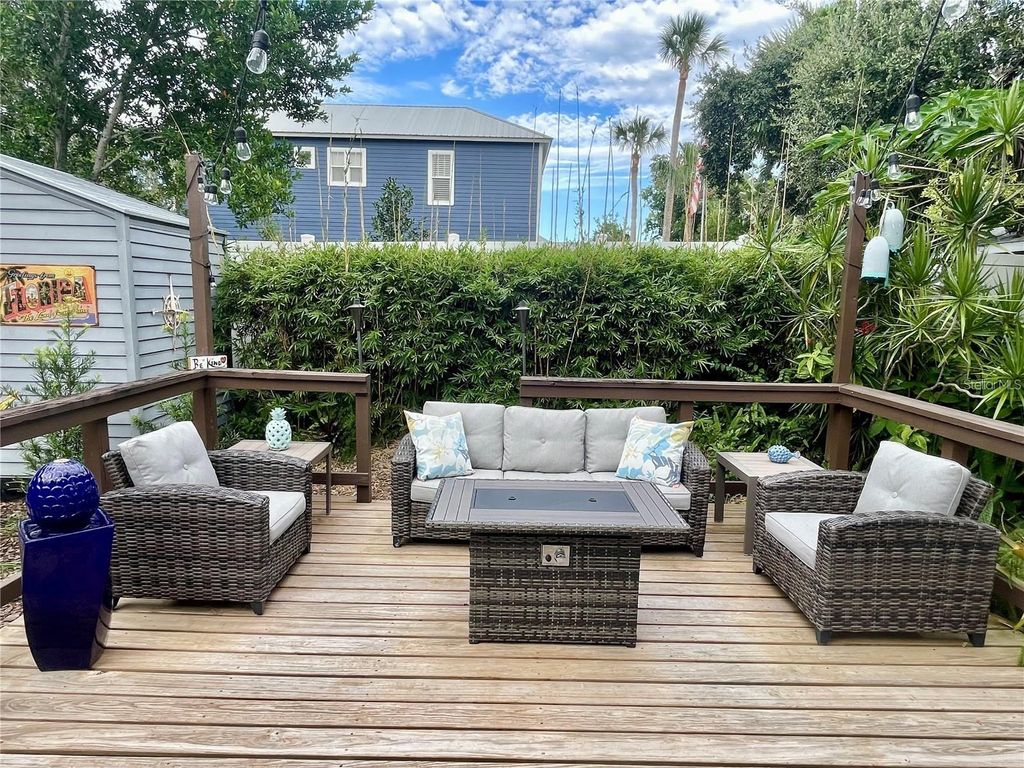 Photo of 303 S Pine Street, New Smyrna Beach, FL 32169 (MLS # NS1086677)