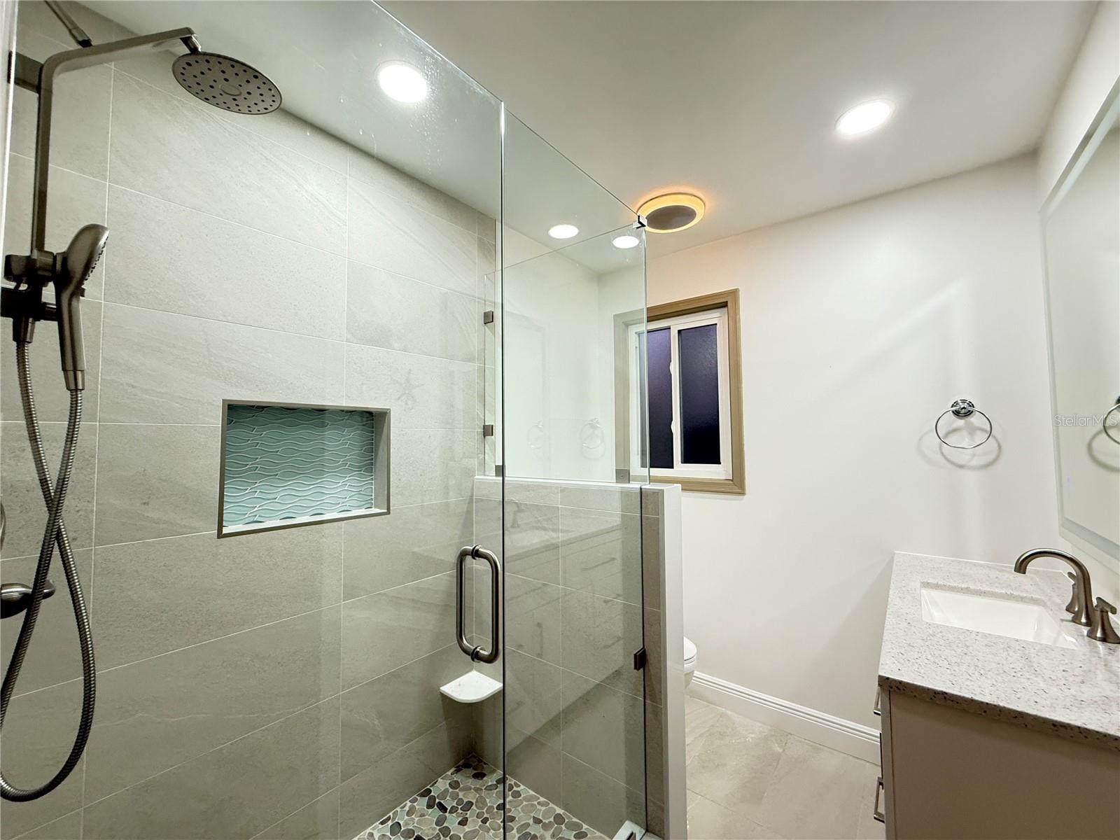 COOPER - Residential